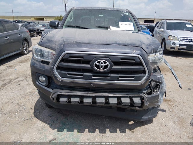 2017 Toyota TACOMA SR5 V6 照片 6
