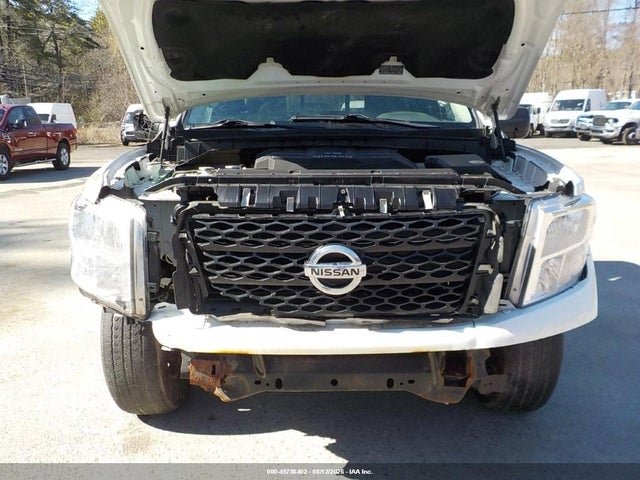 صورة 6 لـ 2019 Nissan TITAN S