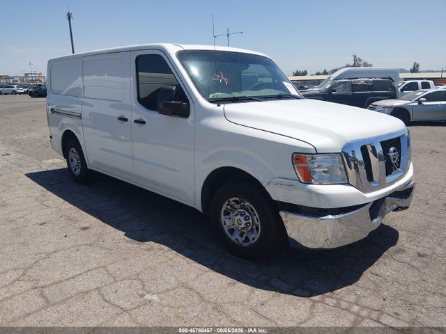 2013 NISSAN NV SV V6
