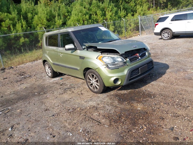2013 KIA SOUL +