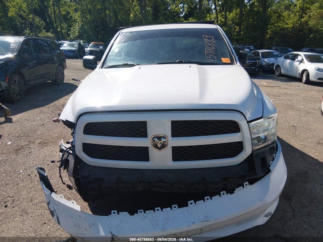 2019 RAM 1500 CLASSIC 照片 12