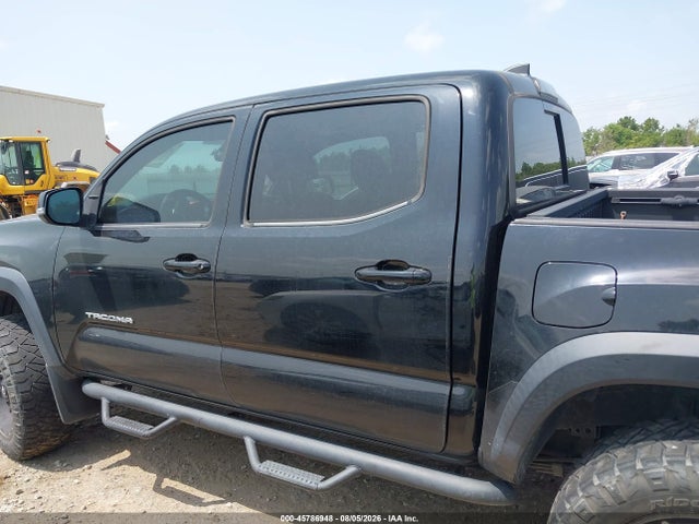 صورة 14 لـ 2018 Toyota TACOMA TRD OFF ROAD