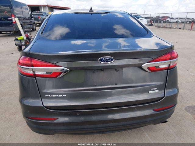 2020 FORD FUSION SE 16