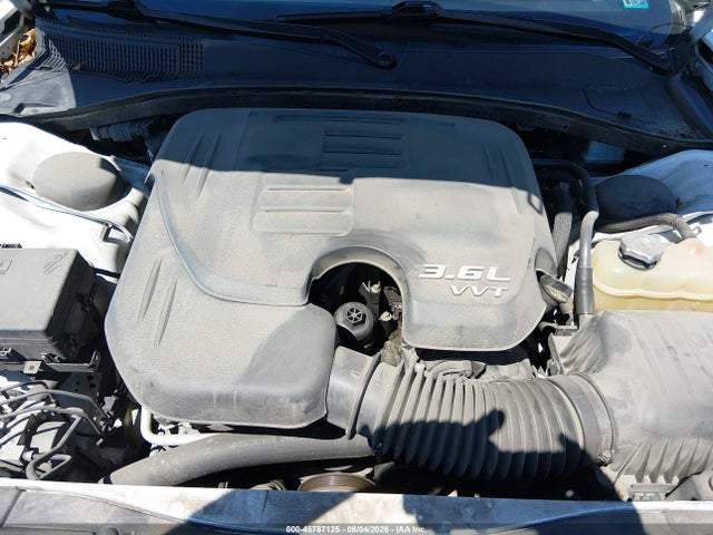 2016 Chrysler 300 300S — фото 10