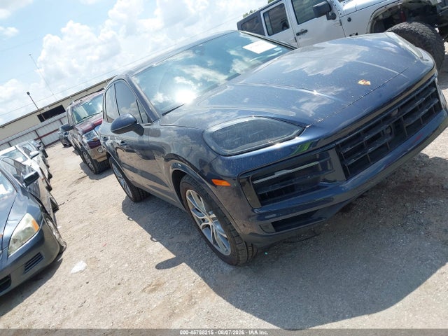 2024 PORSCHE CAYENNE 