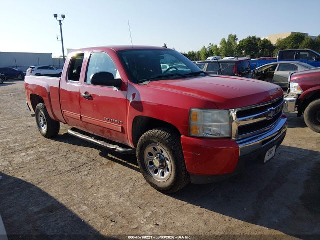 2011 Chevrolet SILVERADO 1500 LS 照片 1