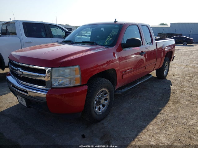 2011 Chevrolet SILVERADO 1500 LS 照片 2