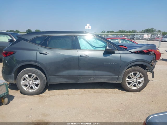 2019 CHEVROLET BLAZER 12