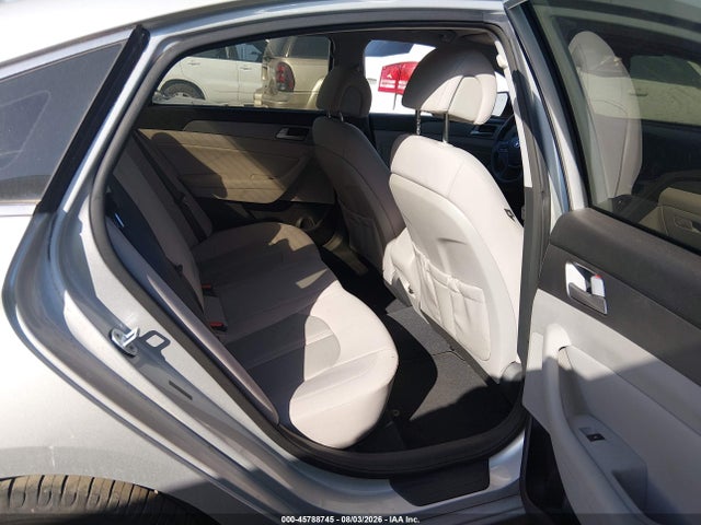 2015 Hyundai SONATA SE — фото 8