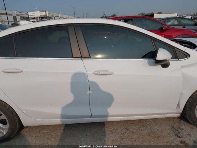 2019 CHEVROLET CRUZE LT 13