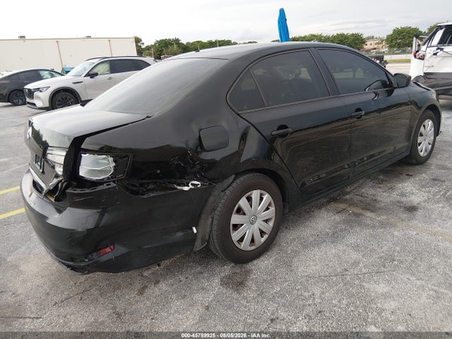 صورة 6 لـ 2016 Volkswagen JETTA 1.4T S
