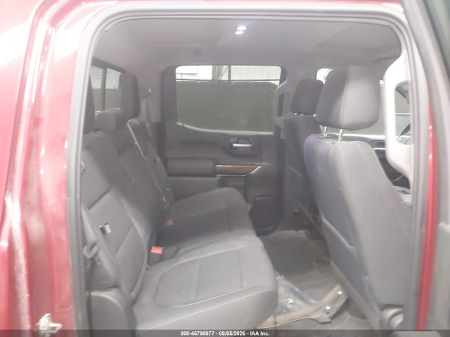 صورة 8 لـ 2019 Chevrolet SILVERADO 1500 RST