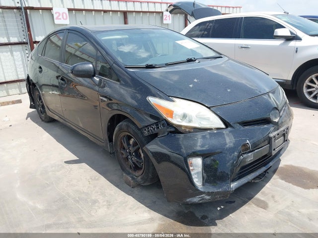 2013 TOYOTA PRIUS THREE