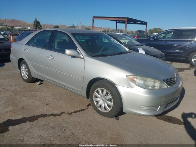 2005 Toyota CAMRY LE — фото 1
