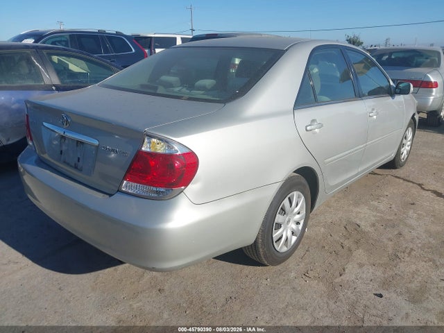 2005 Toyota CAMRY LE — фото 4
