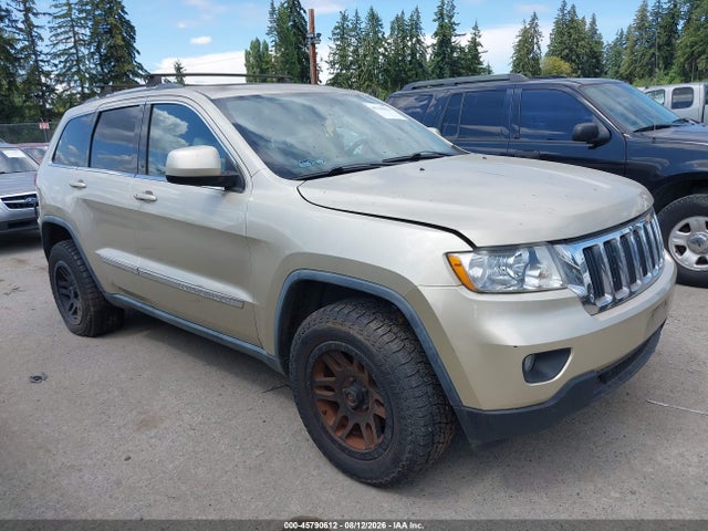 2011 JEEP GRAND CHER LAREDO