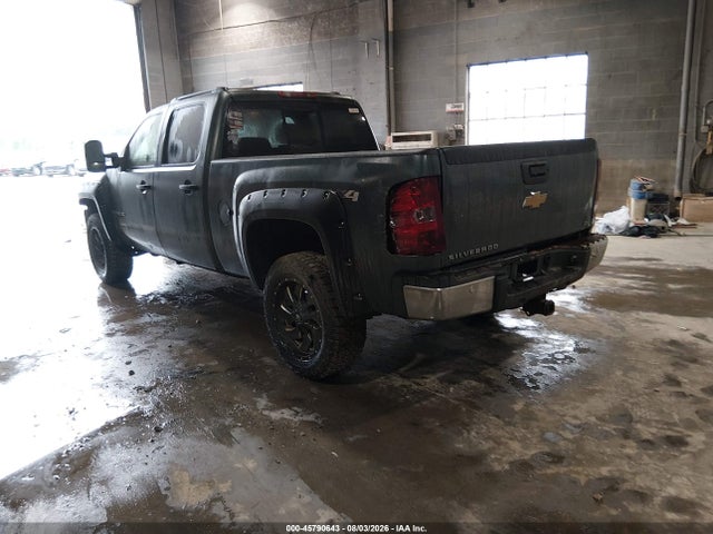 2007 Chevrolet SILVERADO 2500HD LT2 — фото 3