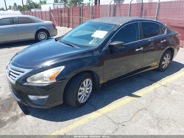 2015 Nissan ALTIMA 2.5 S 照片 2