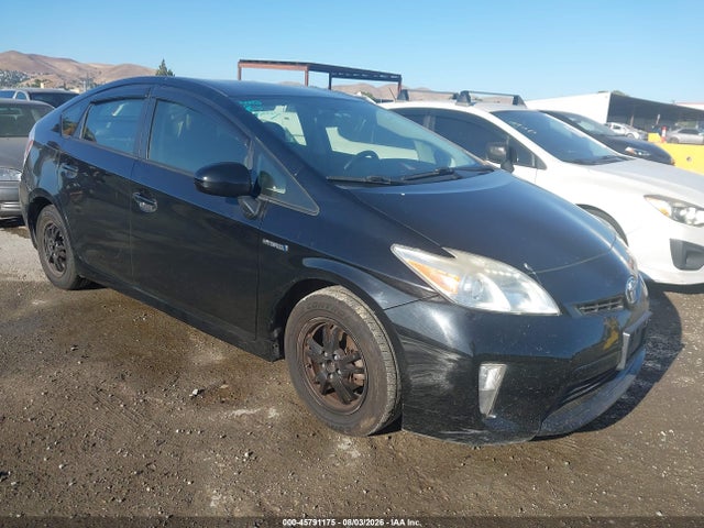 2013 TOYOTA PRIUS TWO