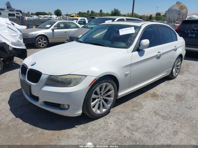 2011 BMW 328I 照片 2