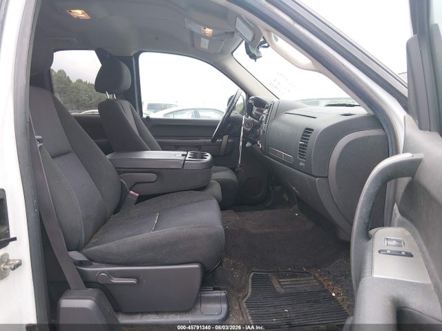 صورة 5 لـ 2013 Chevrolet SILVERADO 1500 LT