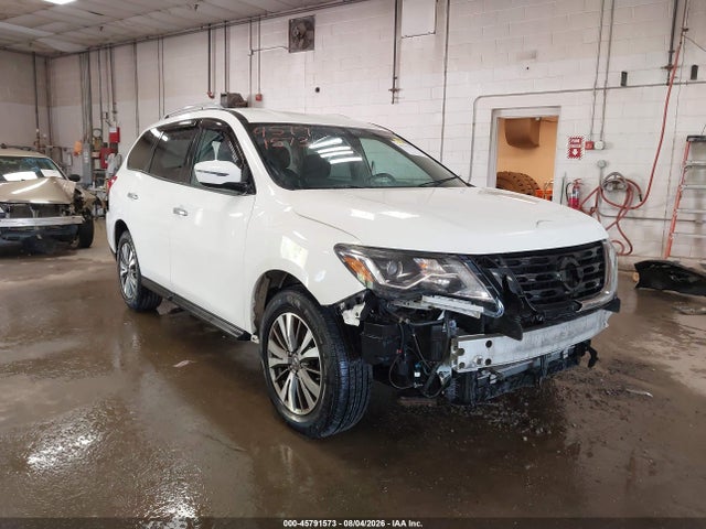 2017 NISSAN PATHFINDE S