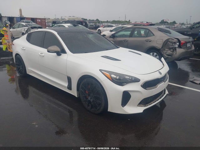 2018 KIA STINGER GT2