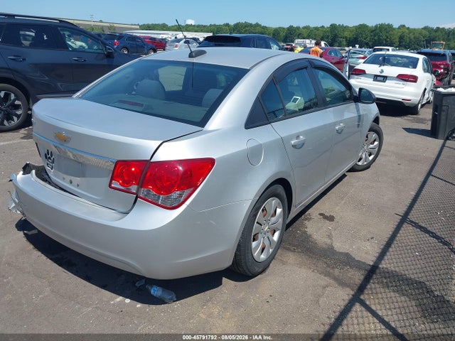2016 Chevrolet CRUZE LIMITED LS AUTO — фото 4