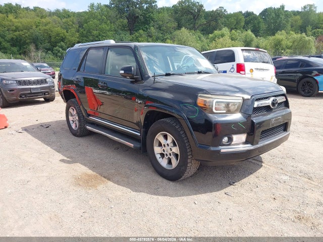 2013 TOYOTA 4RUNNER SR5