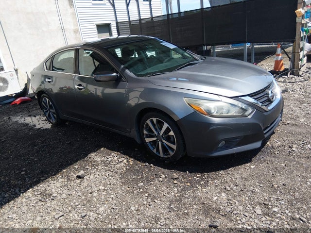 2016 Nissan ALTIMA 2.5 SR 照片 1