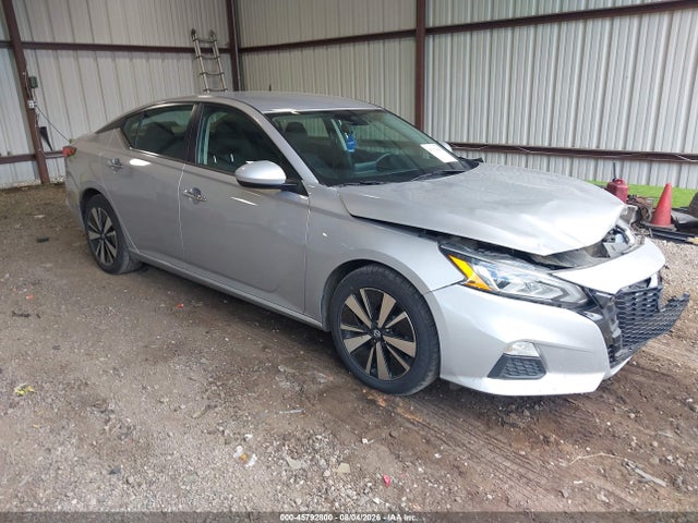 2022 NISSAN ALTIMA SV FWD