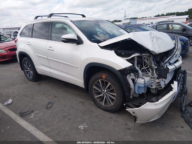 2018 TOYOTA HIGHLANDE XLE