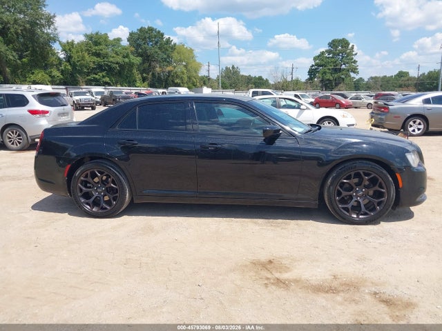 2019 Chrysler 300 缩略图 13