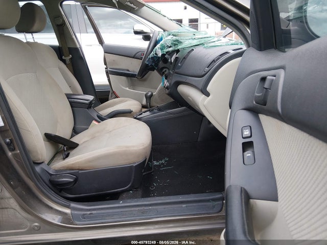 صورة 5 لـ 2010 KIA FORTE EX