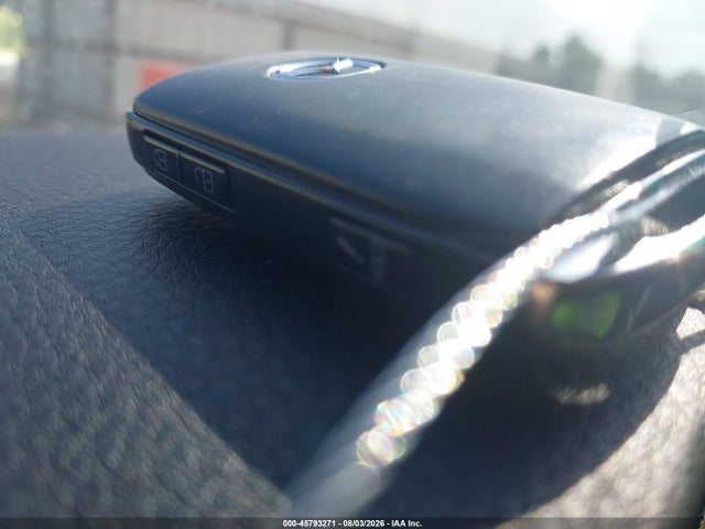 2025 Mazda MAZDA3 thumbnail 11