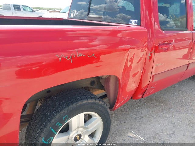 2008 Chevrolet SILVERADO 1500 LTZ photo 17