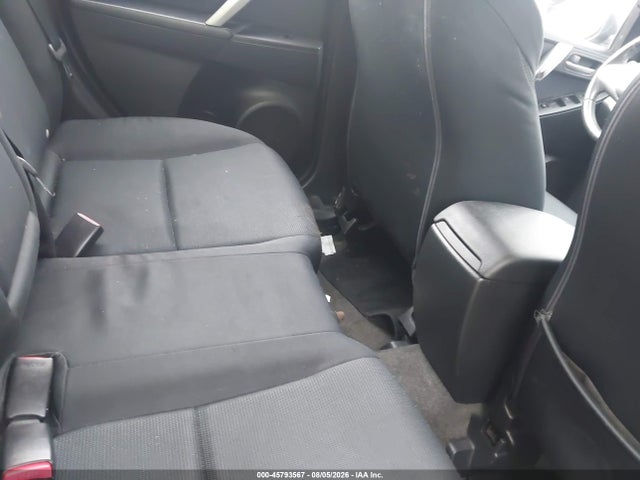 صورة 8 لـ 2010 Mazda MAZDA3 S SPORT