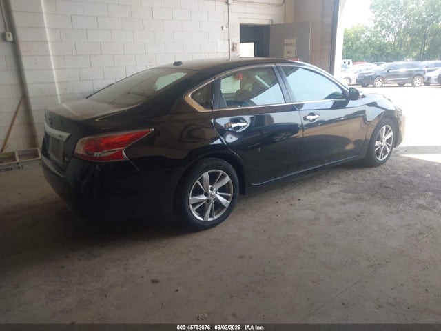 2015 Nissan ALTIMA 2.5 SV — фото 4