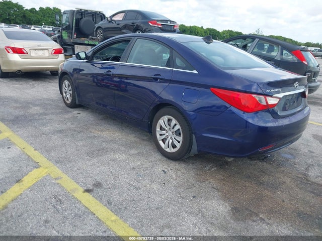 2012 Hyundai SONATA GLS photo 3