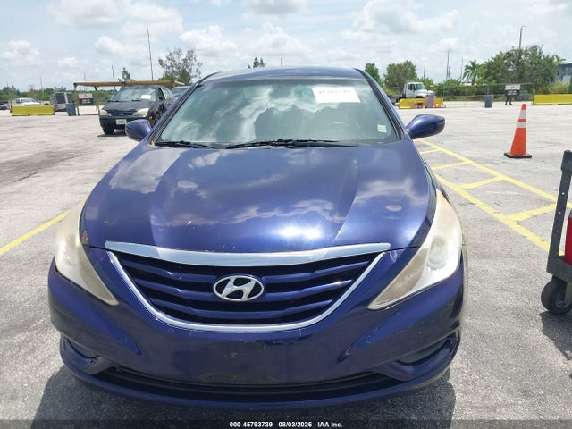 2012 Hyundai SONATA GLS photo 6