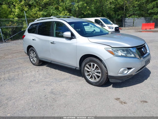 2013 NISSAN PATHFINDE SV
