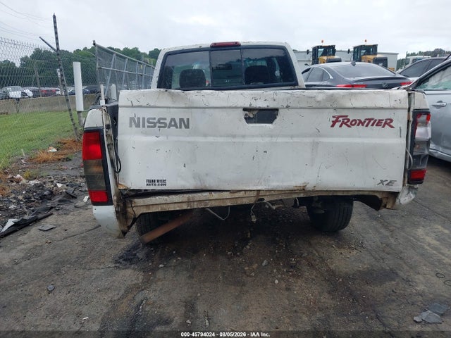 2000 Nissan FRONTIER XE — фото 6