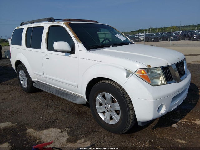2006 NISSAN PATHFINDE LE