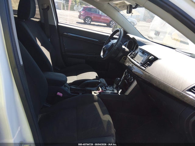 صورة 5 لـ 2016 Mitsubishi LANCER ES/SE/SEL