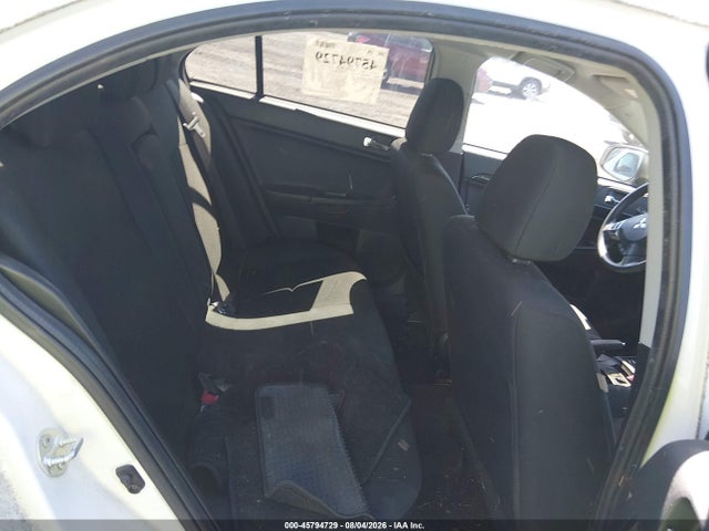 صورة 8 لـ 2016 Mitsubishi LANCER ES/SE/SEL