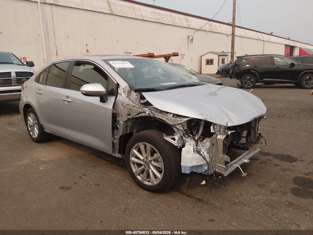 2026 TOYOTA COROLLA HYBRID XLE
