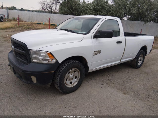 2023 RAM 1500 CLASSIC 2
