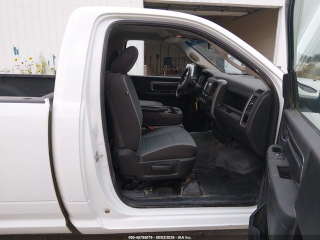 2023 RAM 1500 CLASSIC 5