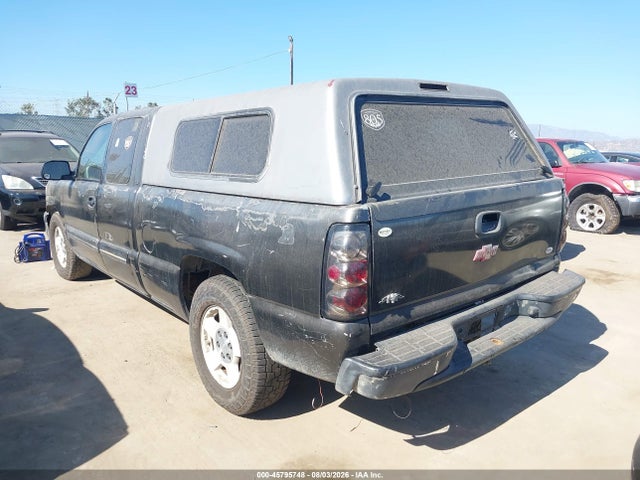 2003 Chevrolet SILVERADO 1500 LS photo 3