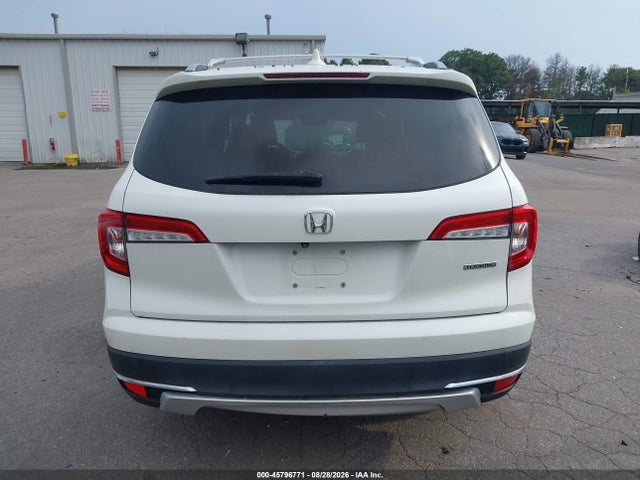 2019 HONDA PILOT TOURING 17